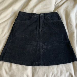 Brandy Melville skirt